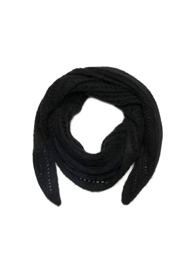 Lilianna Scarf, BLACK