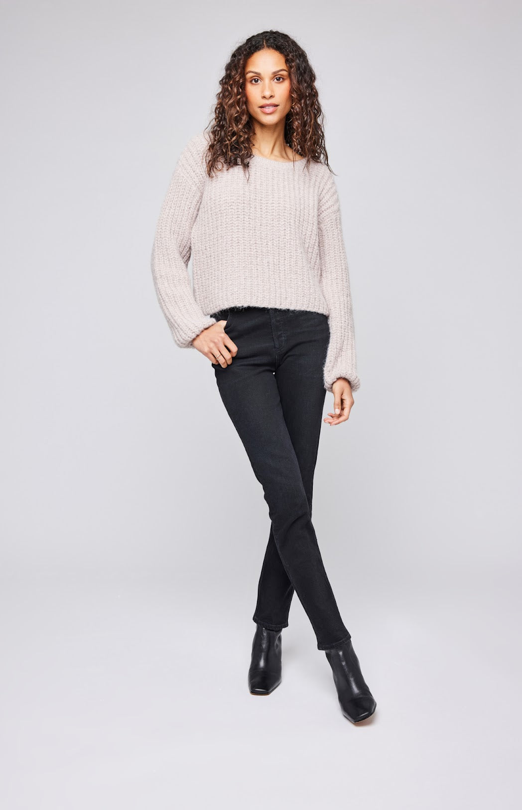 Nadia Sweater- Pearl